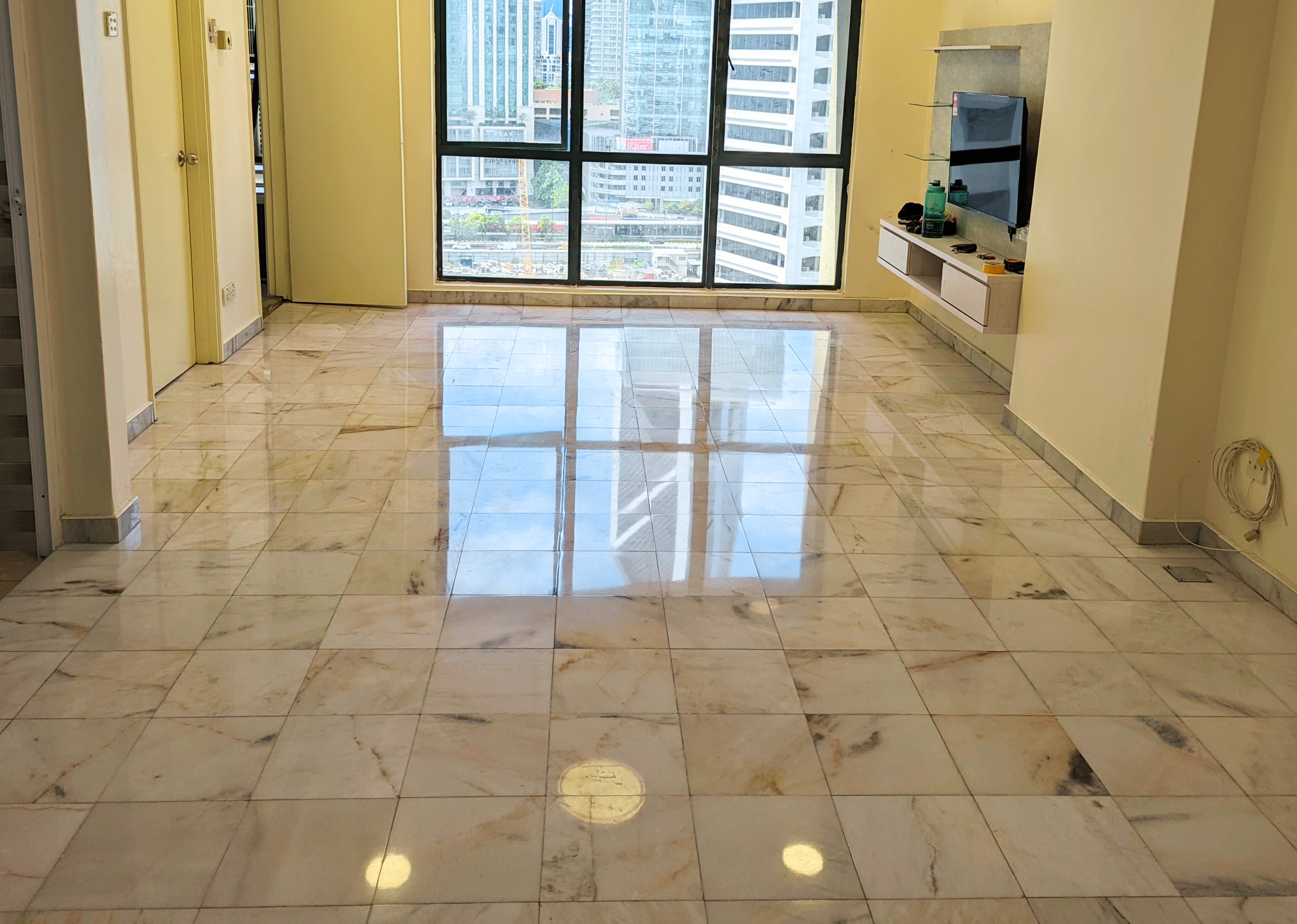 Marble floor after polishing by Floorify