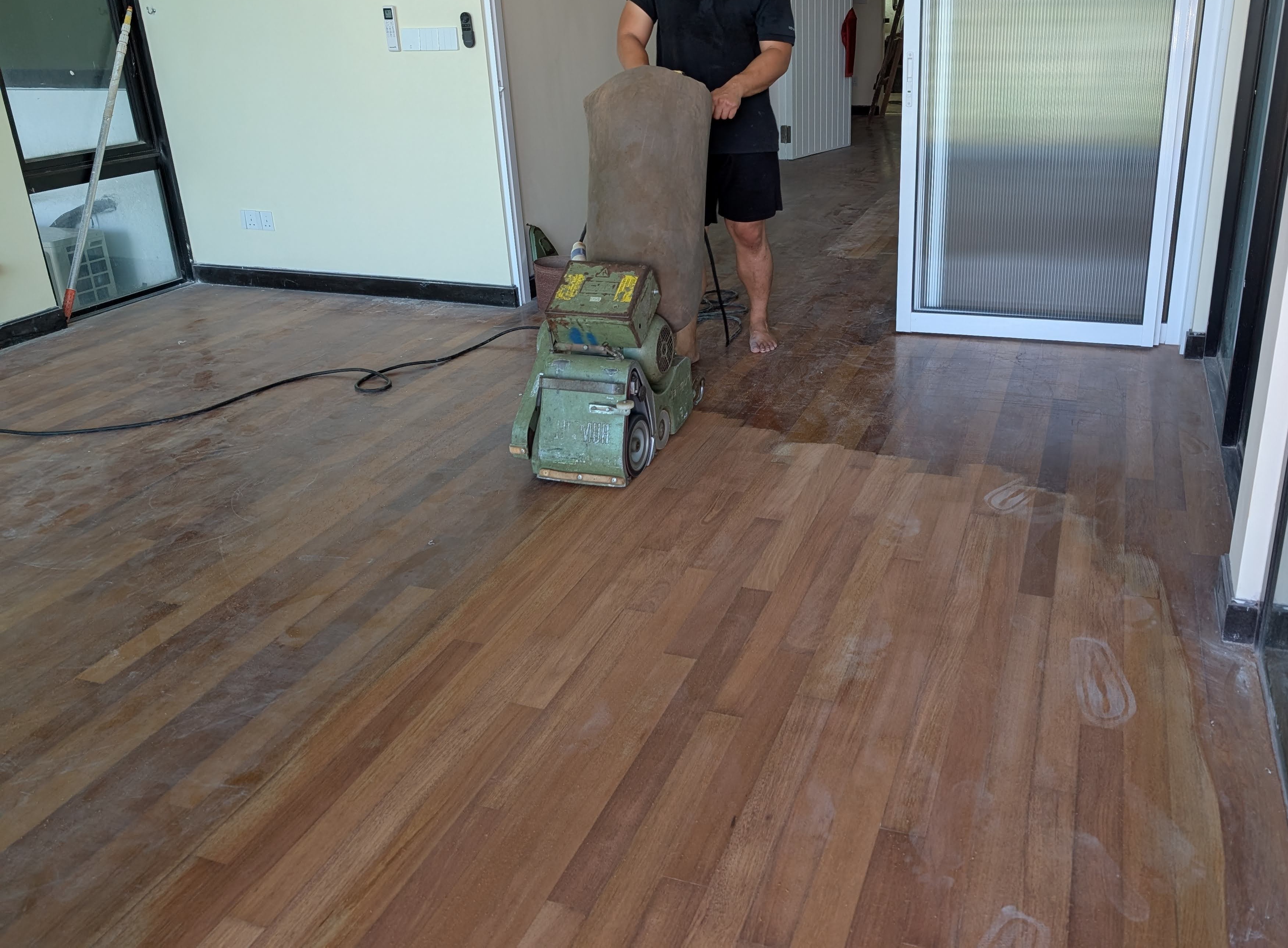 Timber floor before polish – worn wood surface